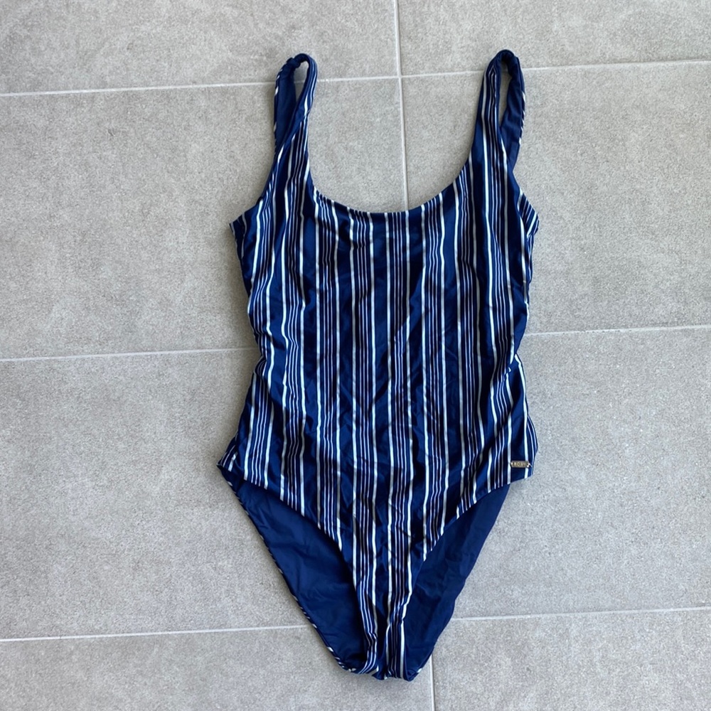 Roxy Swimwear Women’s Striped One Piece Medium
